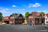 Kibri 36784 - Spur Z Werkswohnhaus, 2 Stück und ein Nebengebäude