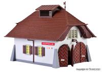 KIbri 38032 - Spur H0 Ländliche Feuerwache inkl. Hausbeleuchtungs- Startset, Funktionsbausatz