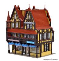 Vollmer 43841 - Spur HO Fotohaus mit Inneneinrichtung und Beleuchtung, Funktionsbausatz