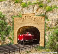 Vollmer 47813 -  Spur N Tunnelportal mit Aufsatz, zweigleisig, 2 Stück