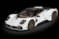 Pocher HK123 - Pagani Utopia Coupé - perlweiß / carbon | Supersportwagen Metallbausatz 1/8