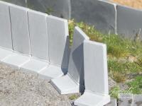 Juweela 28396 - Spur H0 Betonstützen Winkel