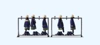 Preiser 17719 Spur HO Blaue Feuerwehruniformen auf Ständern