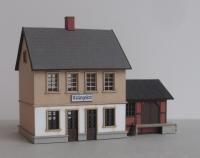 Laffont Z1301 - Spur Z  Bahnhof Waldangelloch / Rauenberg mit angebautem Güterschuppen